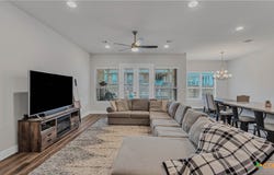 222 Sigel Avenue, New Braunfels, TX 78132