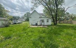 121 E Truman Street, Marceline, MO 64658