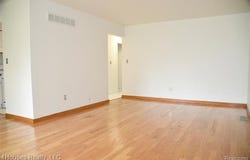 737 E Fox Hills Drive, Bloomfield Hills, MI 48304
