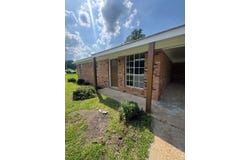 124 King St, Grenada, MS 38901