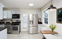 1005 CACHELIN Drive, CARTER LAKE, IA 51510