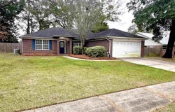 4316 Bayou Ridge Dr, Pace, FL 32571