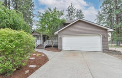13228 W Sunnyvale Dr, Nine Mile Falls, WA 99026