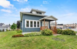 108 LILAC Drive, FRANCIS CREEK, WI 54214