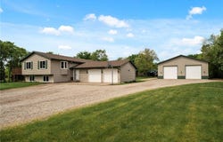 26080 104th Street NW, Livonia Twp, MN 55398