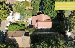 512 W 1st St, Moscow, ID 83843