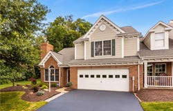 1440 Willowbrook Rd, South Strabane, PA 15301