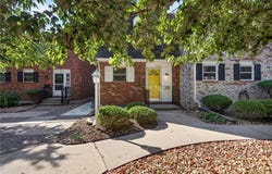 9553 PERRY Lane, Overland Park, KS 66212