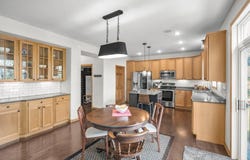 1823 Red Oak Ridge, Carver, MN 55315
