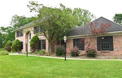 7 Saddle Hill, Honeoye Falls, NY 14472