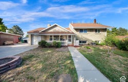 556 W GREENLEAF Dr, Murray, UT 84123
