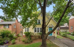 6604 44TH AVE, UNIVERSITY PARK, MD 20782