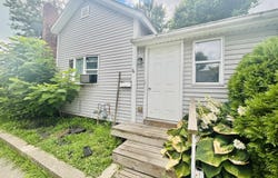 301 W wabash Street, Frankfort, IN 46041
