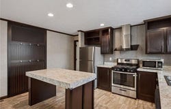 2501 Lowry Avenue NE, Saint Anthony, MN 55418