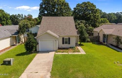 3714 Elizabeth Avenue, New Bern, NC 28562