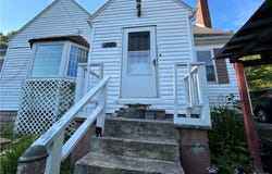 73 High Street, Clay, WV 25043