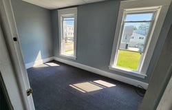 421-423 W 8TH Street, Erie, PA 16502