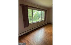 37 CARRIAGE DRIVE, MEDIA, PA 19063