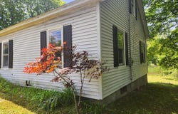 3105 NY-43, Sand Lake, NY 12018