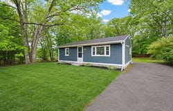 250 Mendon Rd, North Attleboro, MA 02760