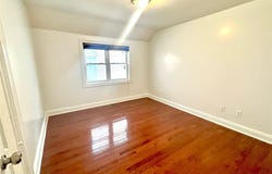 147-24 21st Ave, Whitestone, NY 11357