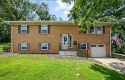 1206 Shady Way, South Charleston, WV 25309