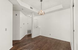 245 S Holliston Ave., Pasadena, CA 91106