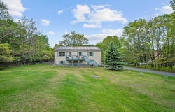 2448 Tacoma Drive, Blakeslee, PA 18610