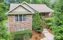 33 Warlick Road, Mills River, NC 28759
