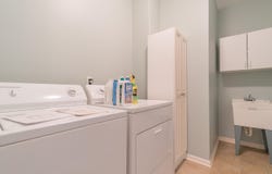 402 W Gard Drive, Crown Point, IN 46307