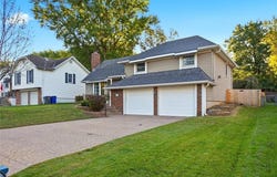 13929 S Summertree Lane, Olathe, KS 66062