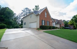 12043 Olmstead, Fayetteville, GA 30215