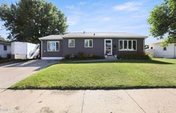 504 15th Avenue West, Williston, ND 58801