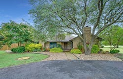 9577 Vail Eton Drive, Pilot Point, TX 76258