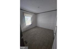 300 RIDGE ROAD, ETTERS, PA 17319