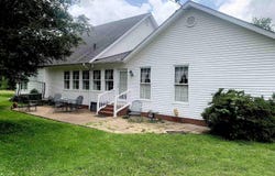312 S MCKINLEY Street, Galatia, IL 62935