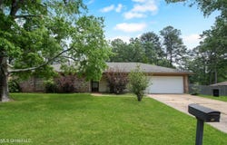 54 Willowbrook Lane, Brandon, MS 39042