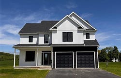 4 Brookwood Hills Drive, Big Flats, NY 14845