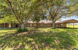 347 Green Acres Road, Yorktown, TX 78164