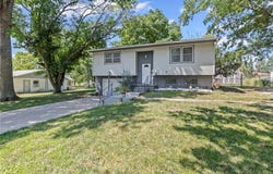 509 E 2nd Street, Pomona, KS 66076