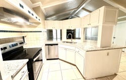 7019 FOREST MOSS ST, San Antonio, TX 78240-3228