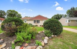 6324 Lee Avenue N, Brooklyn Center, MN 55429