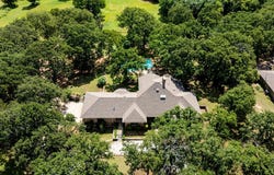 6837 Roberts Lane, Fort Worth, TX 76140