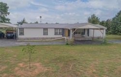 1300 Hutton Road, Marlow, OK 73055