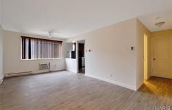 7579 Hazelcrest Drive, Hazelwood, MO 63042