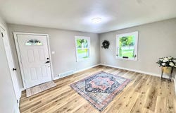 424 GOODELL Street, GREEN BAY, WI 54301