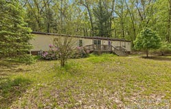 957 Maple Street, Pullman, MI 49450