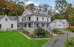 1657 River Road, PA 18415