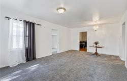 811 S Hickory Street, Ottawa, KS 66067