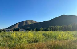 100 Sunbeam St, Hailey, ID 83333